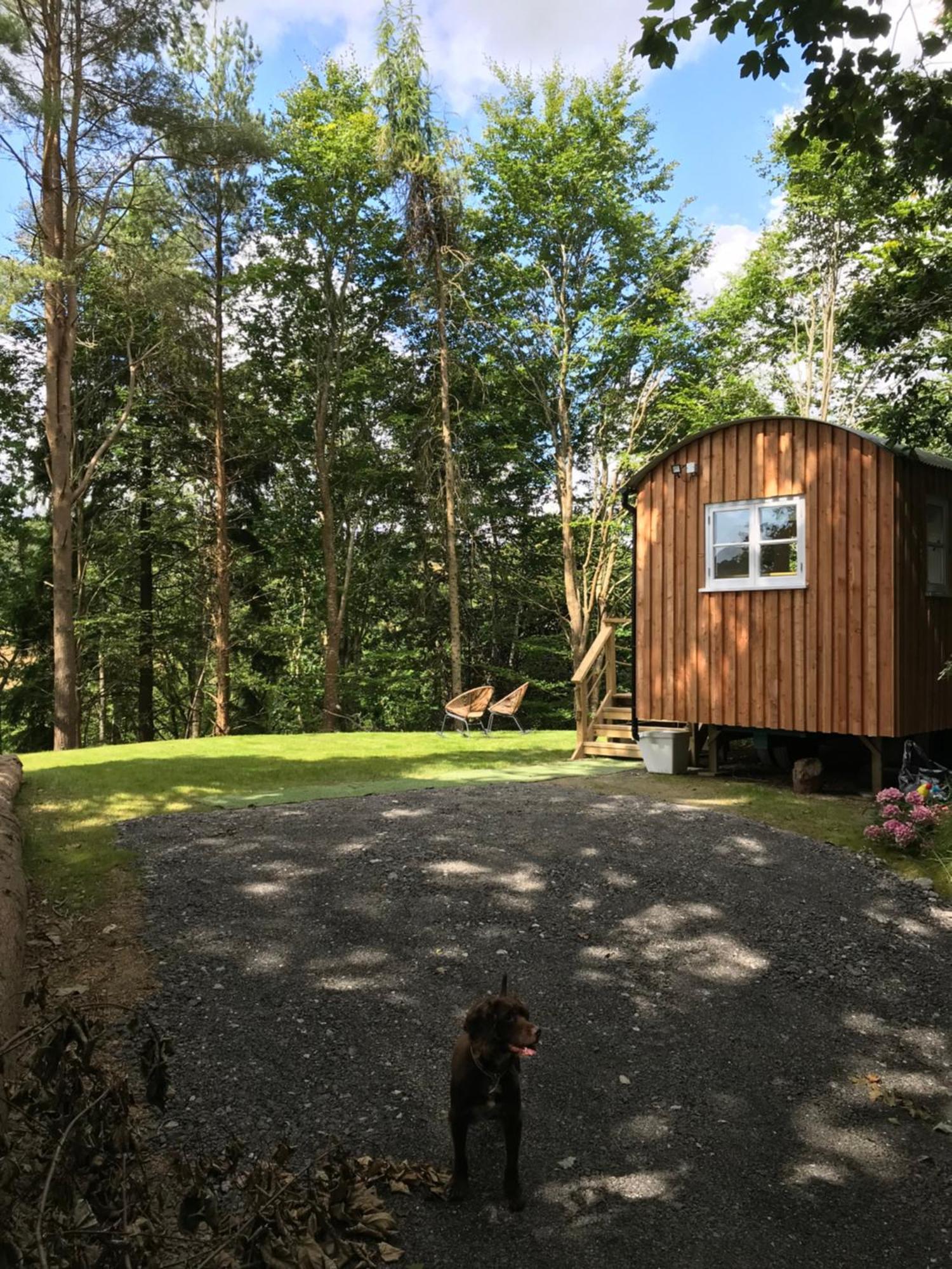 Shepherd'S Hut At Rosewood House ليسكيرد المظهر الخارجي الصورة